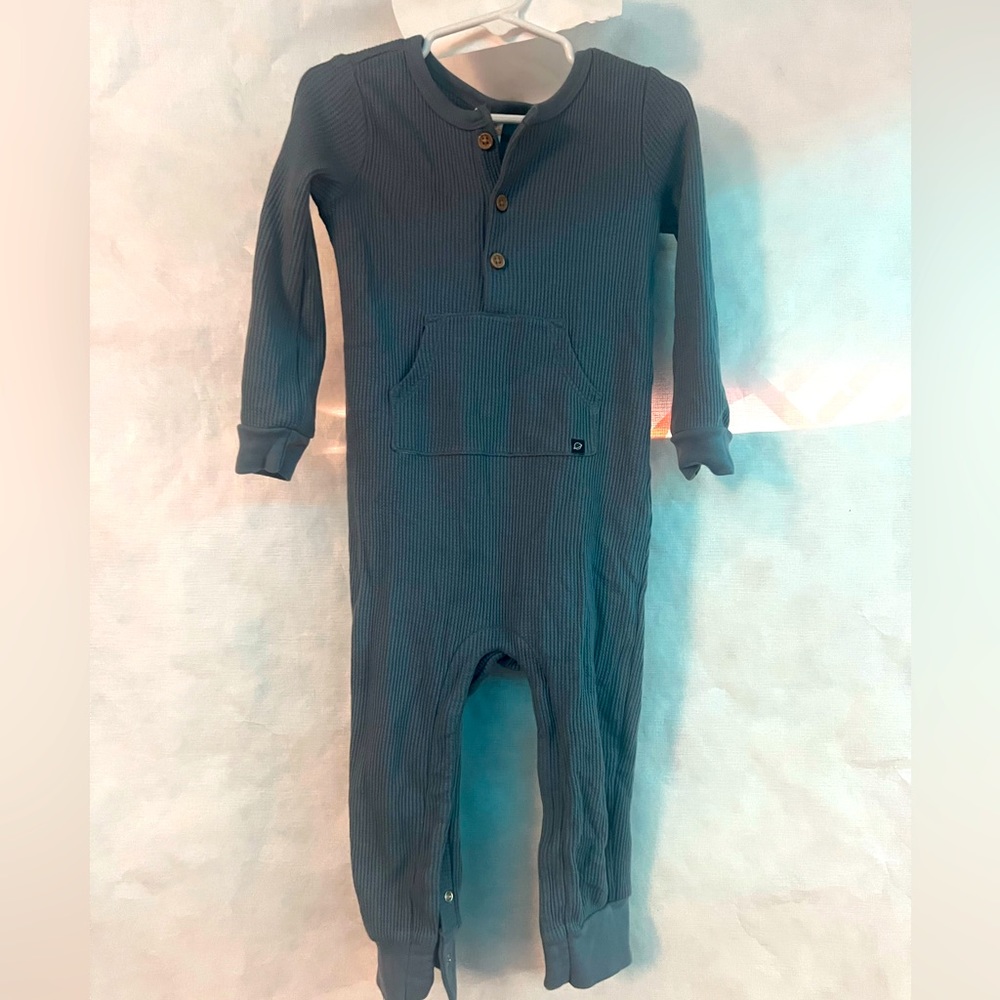 2 baby nighttime or playtime one piece button up suits unisex